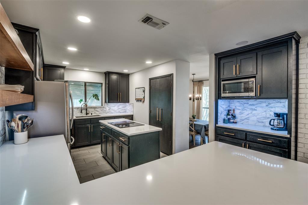 6410 Shorewood Drive