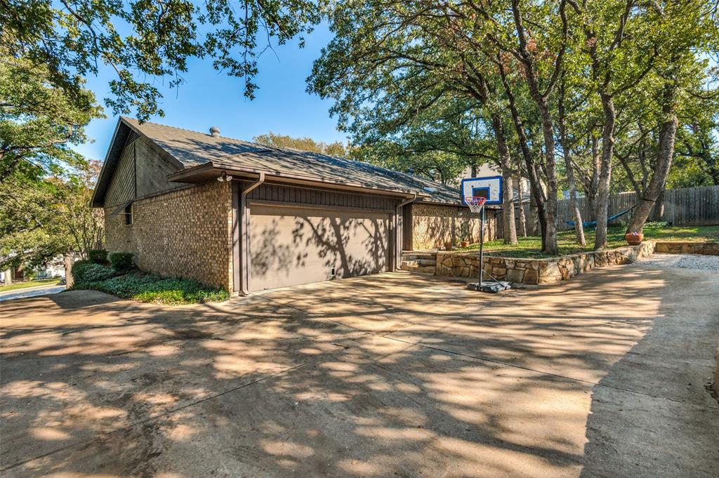 6410 Shorewood Drive
