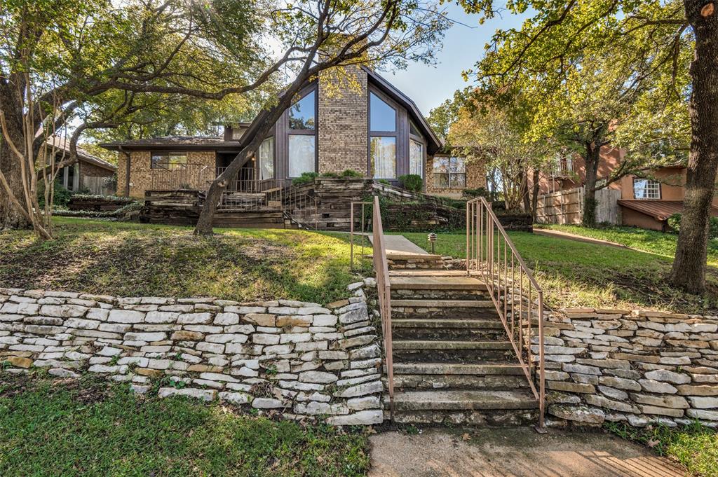 6410 Shorewood Drive
