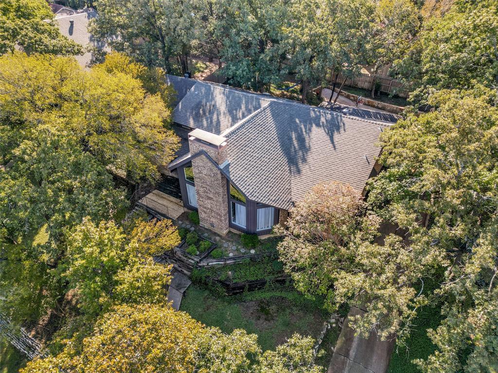 6410 Shorewood Drive
