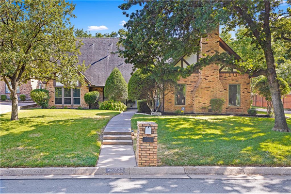 722 Sundance Drive, Arlington