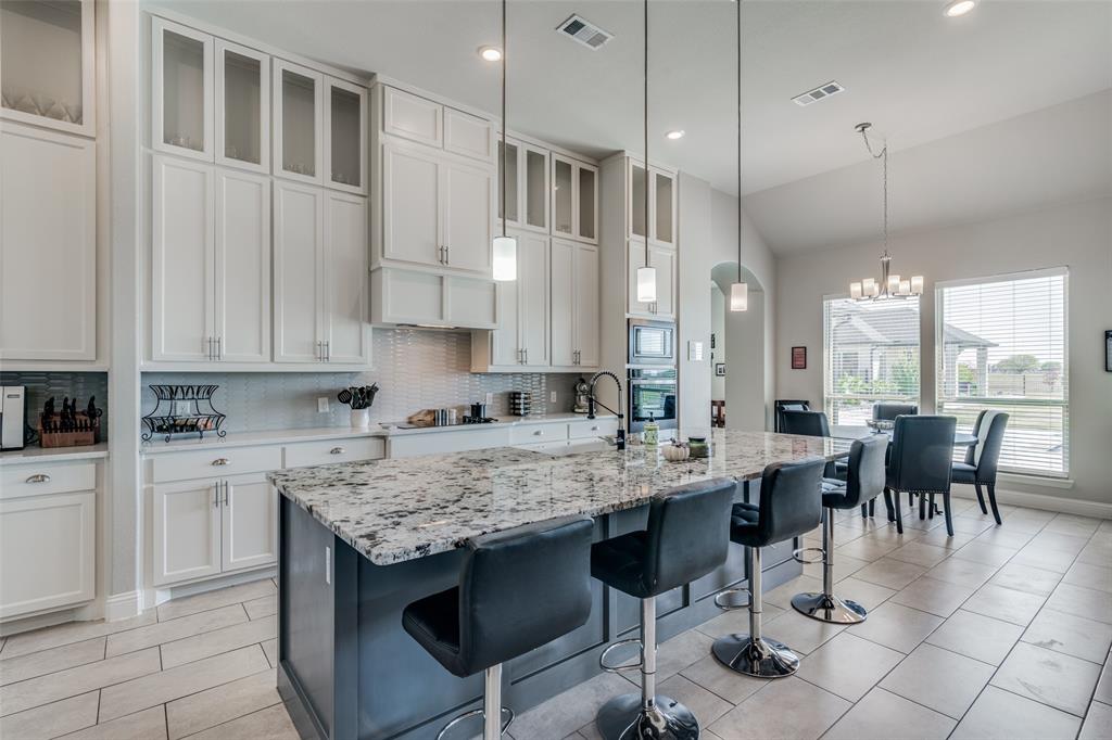 2515 Wincrest Drive