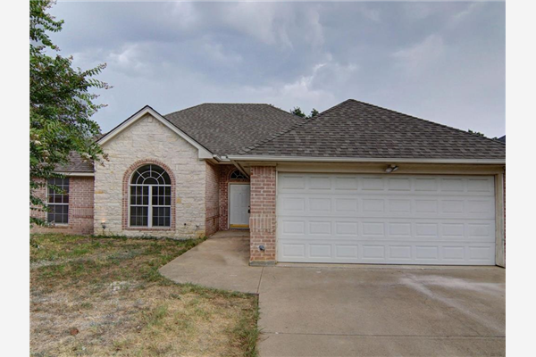 2419 Cales Drive, Arlington