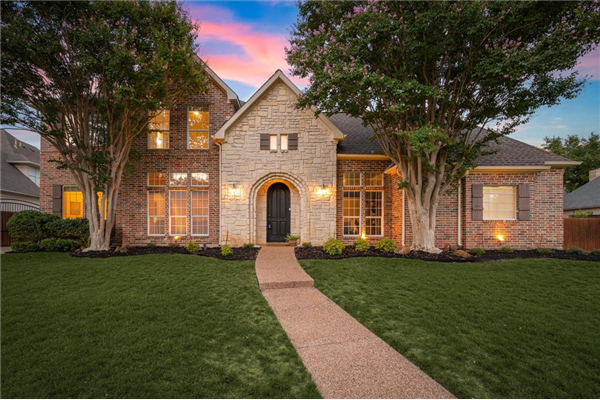 805 Parkdale Drive, Southlake