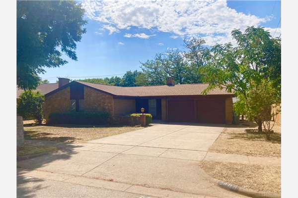 2408 Westchester Drive, Arlington