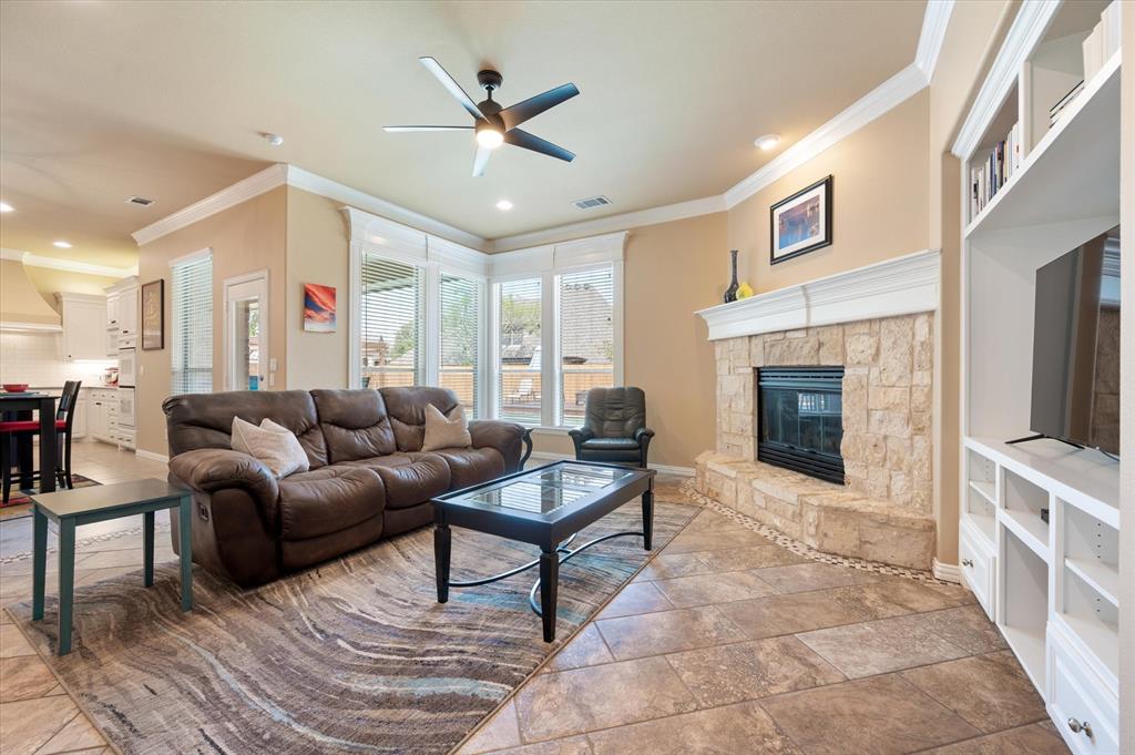 7929 Green Valley Drive