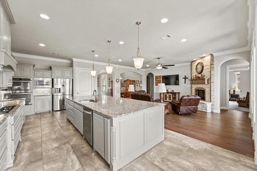 7821 Bentley Drive