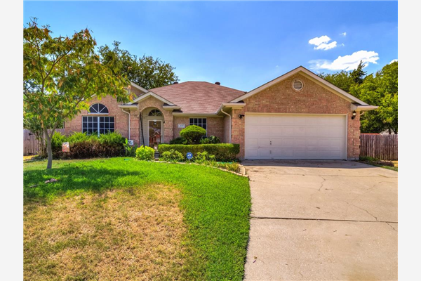 4535 Malvern Hill Road, Grand Prairie