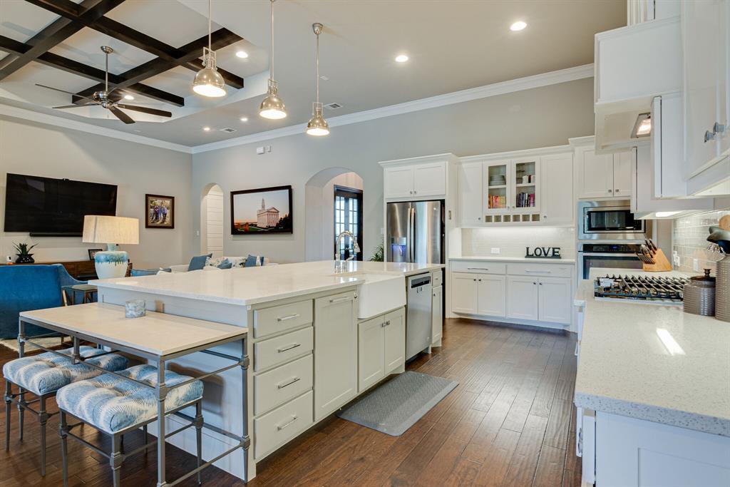 8624 Bridle Path Lane