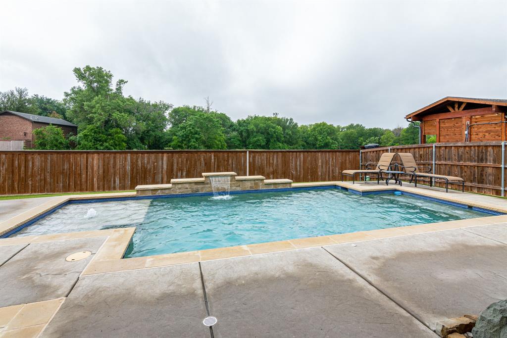 8624 Bridle Path Lane