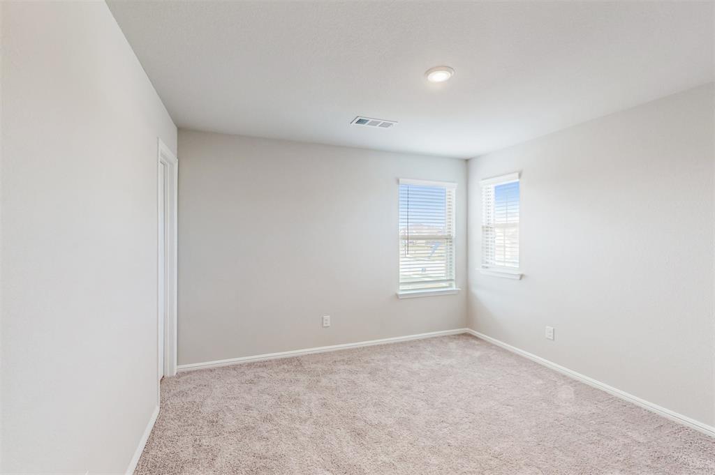 1316 Fox Glen Trail