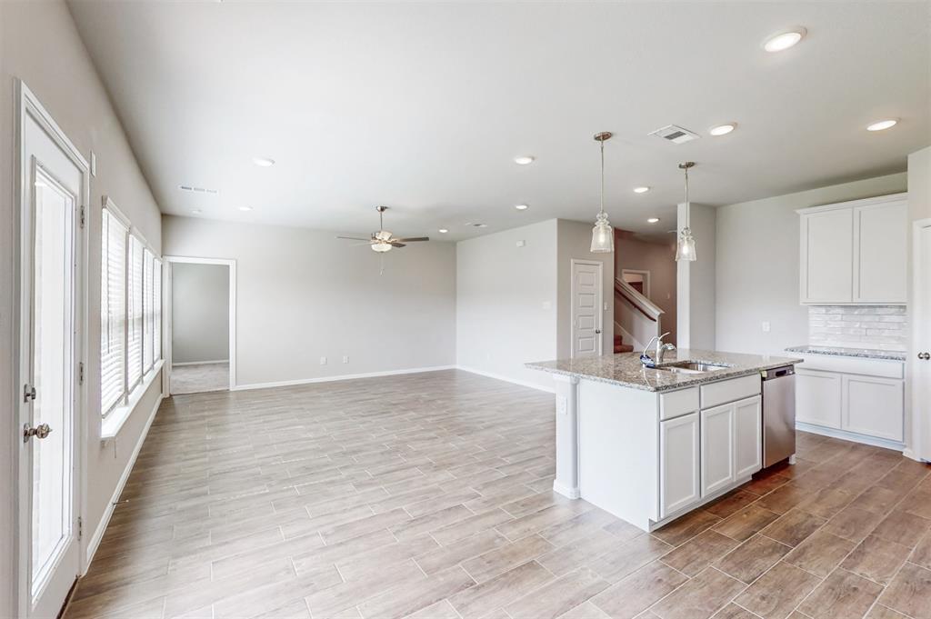 1316 Fox Glen Trail