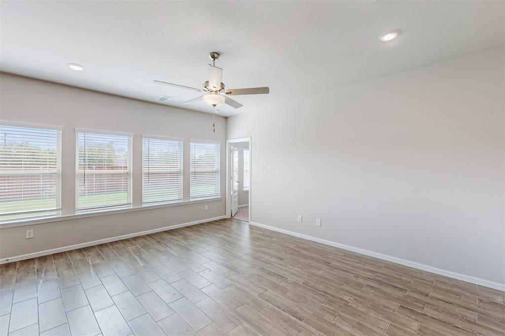 1316 Fox Glen Trail