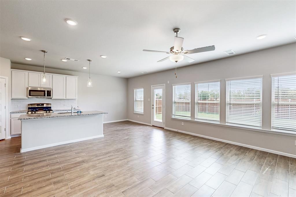 1316 Fox Glen Trail