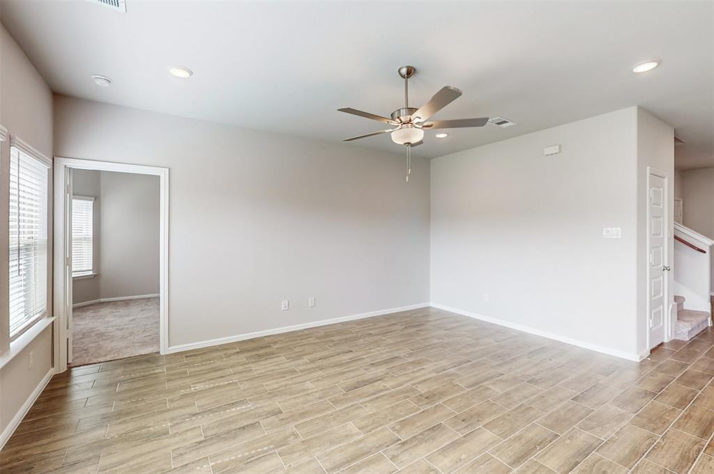 1316 Fox Glen Trail
