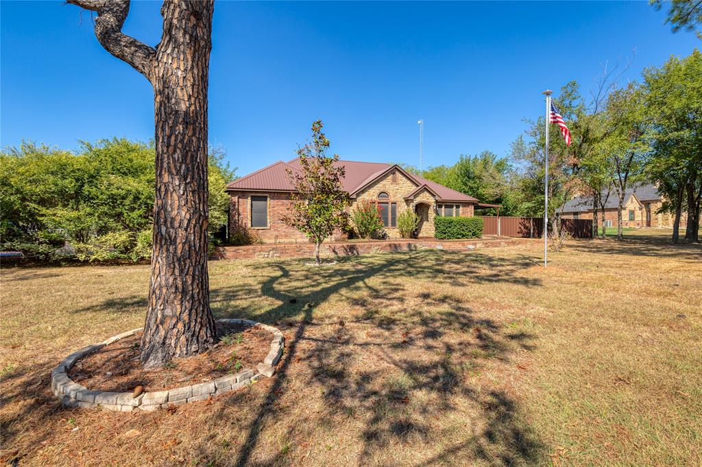 1045 Sandlin Lane