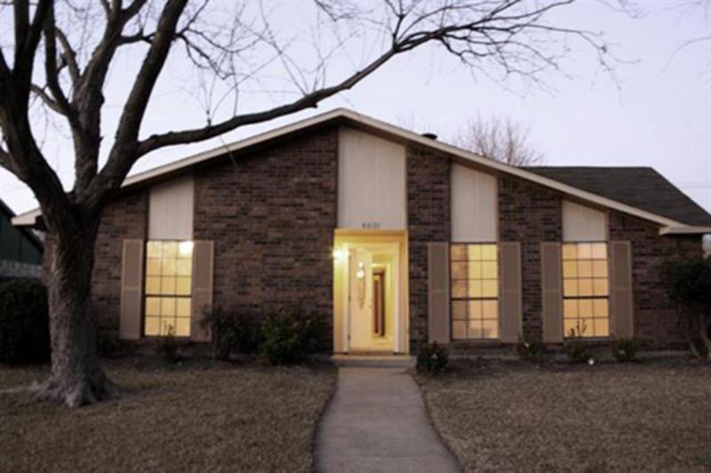 8801 Millwood Drive