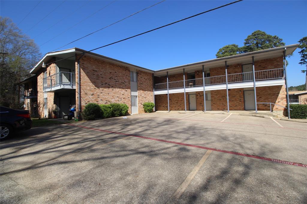 2114 E Marshall Avenue, #107