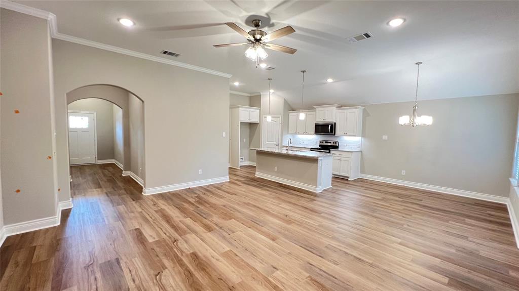802 Ransom Way