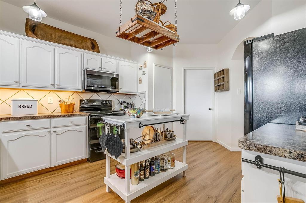 1100 Mourning Dove Drive