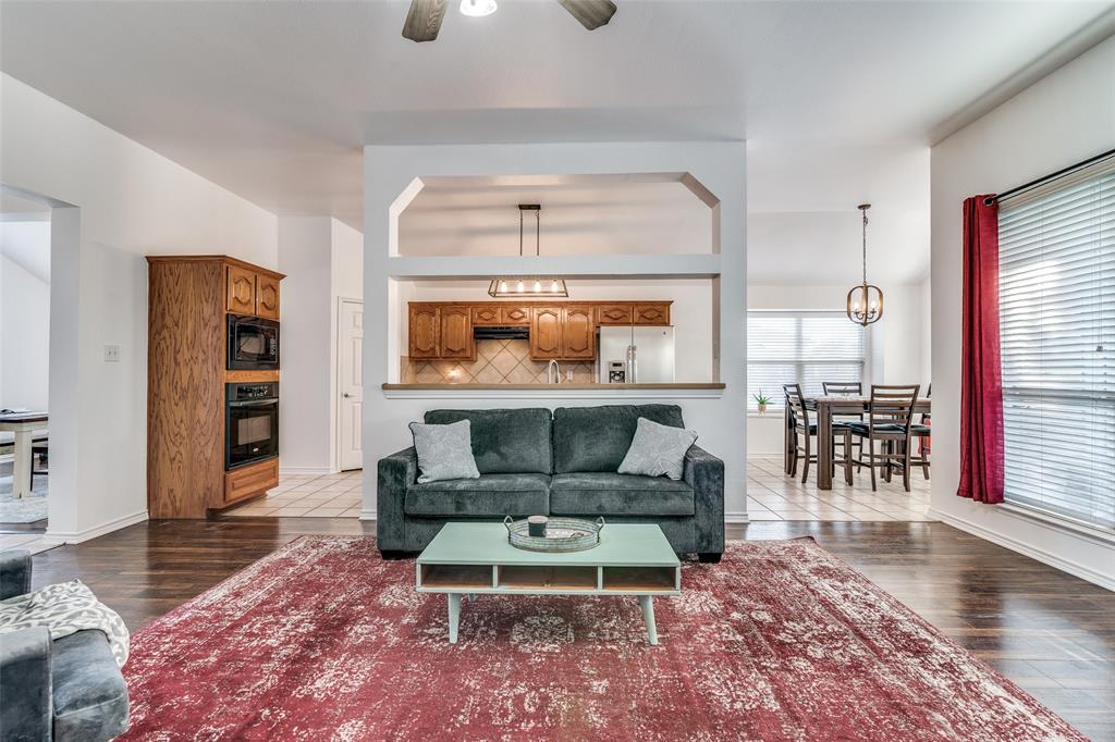 3121 Cobblestone Drive