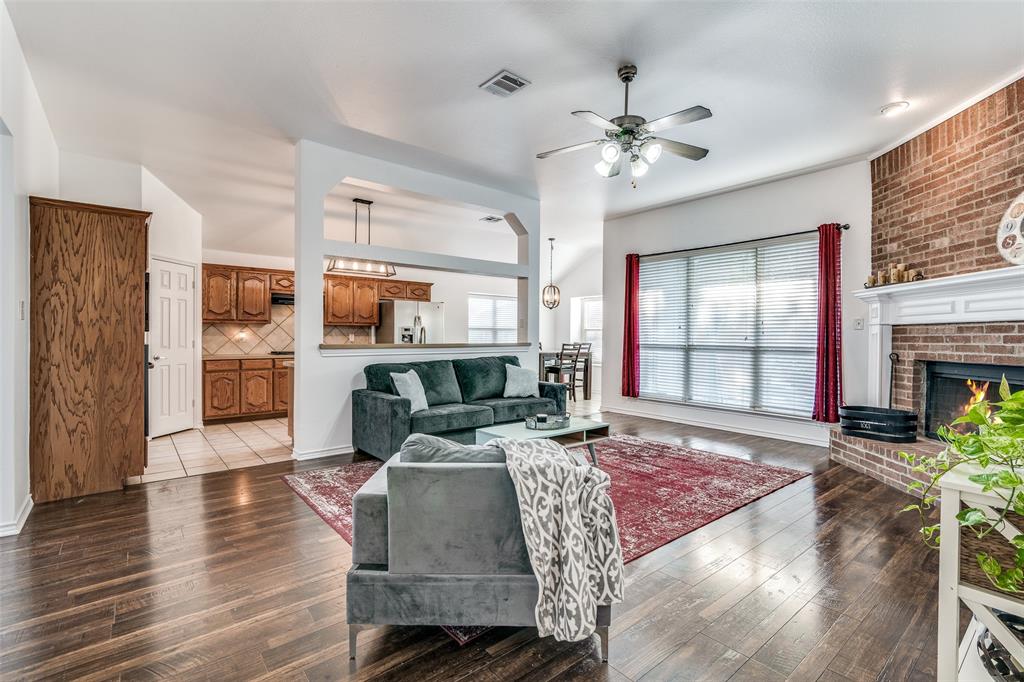 3121 Cobblestone Drive