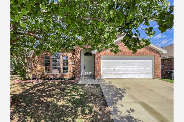 4140 Summersweet Lane, Fort Worth