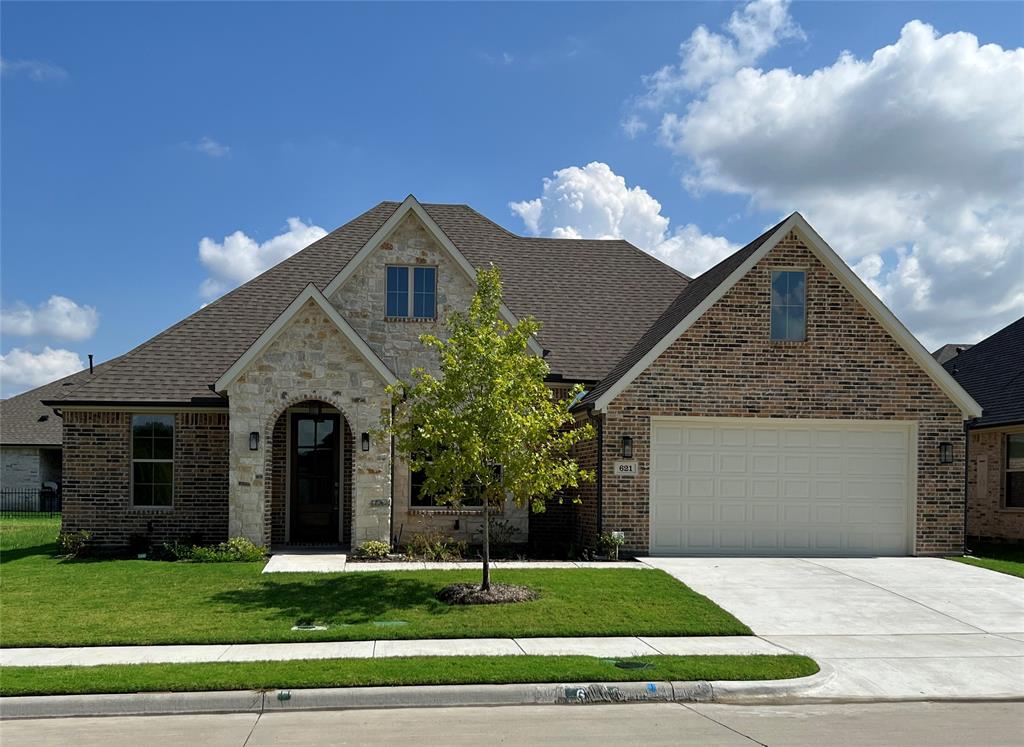 621 Prosperity Trail
