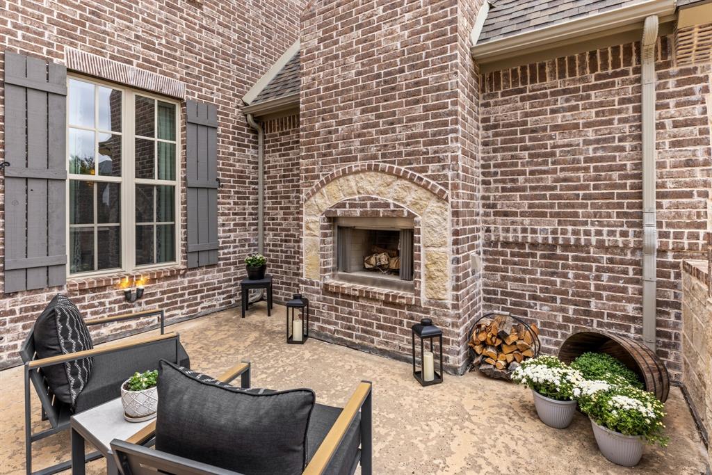 710 Horseshoe Court
