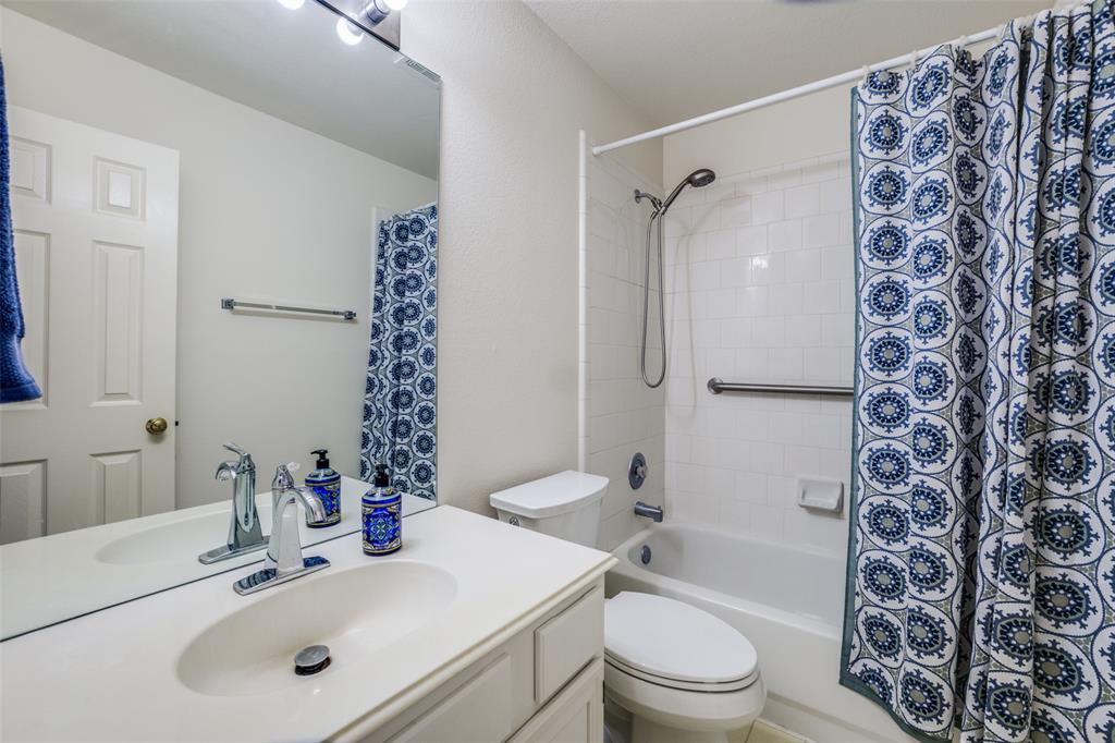 160 Pelican Cove Drive