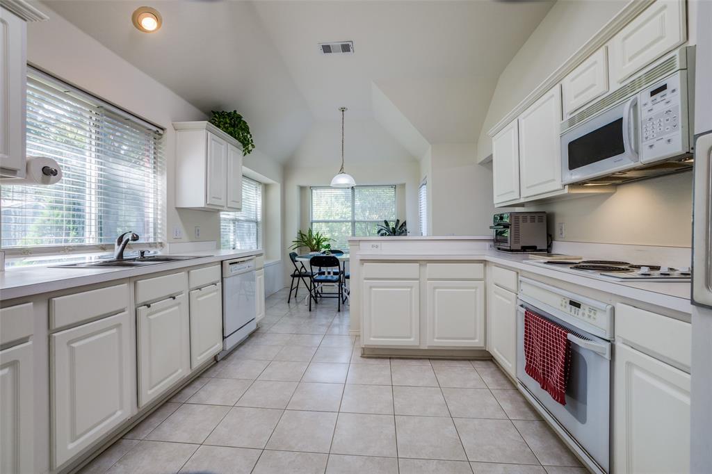 160 Pelican Cove Drive