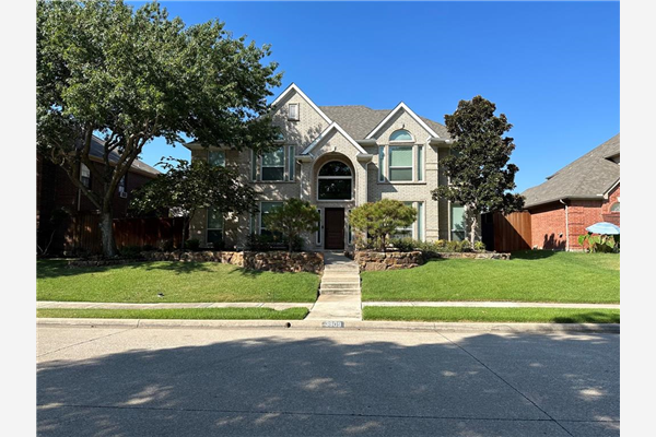 3909 Waynoka Drive, Carrollton