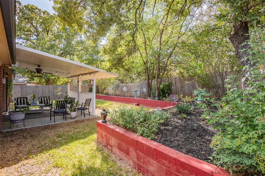 7013 Stephanie Court