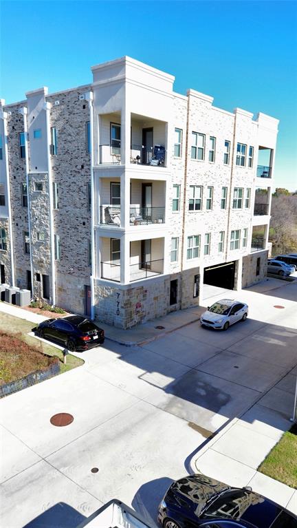 770 N Plano, #101