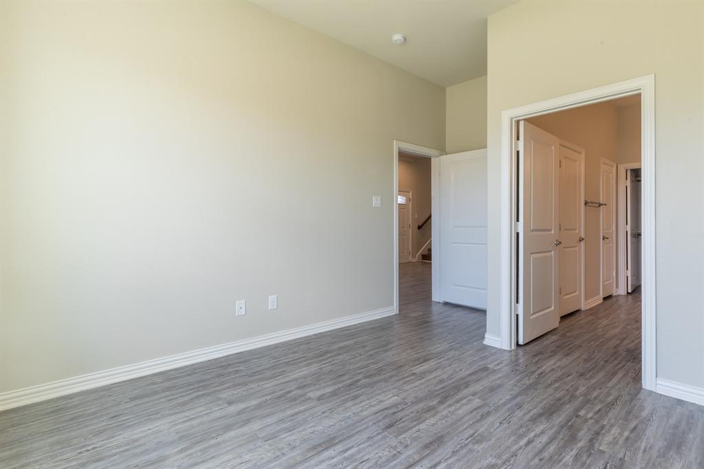 1229 Summerset Lane