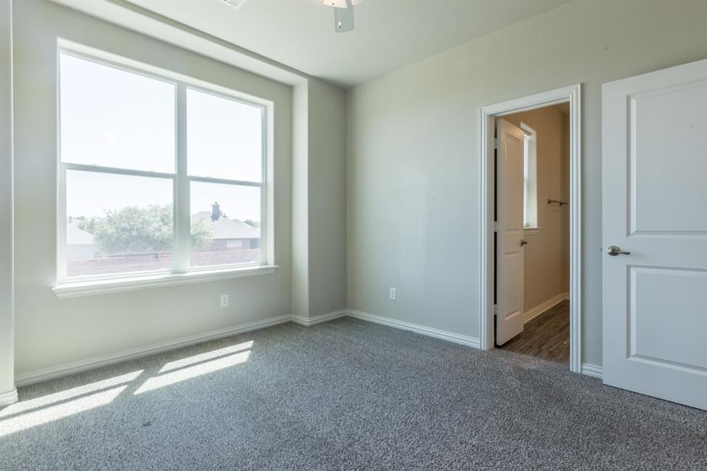 1229 Summerset Lane