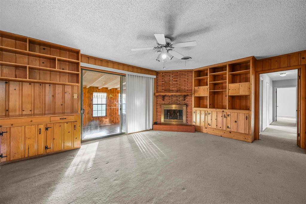 4712 Deville Drive