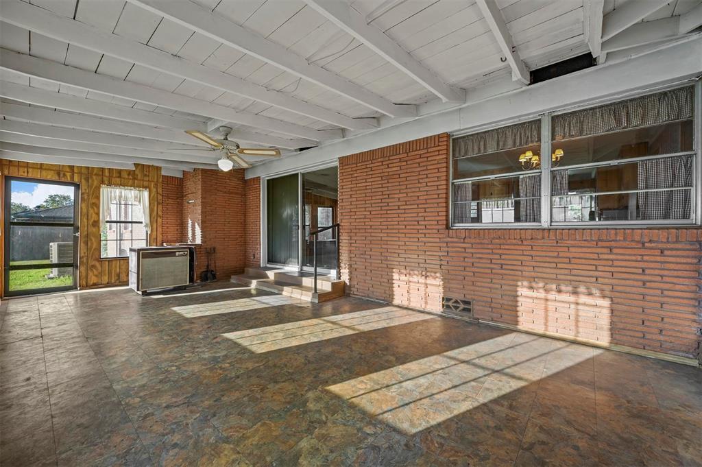 4712 Deville Drive