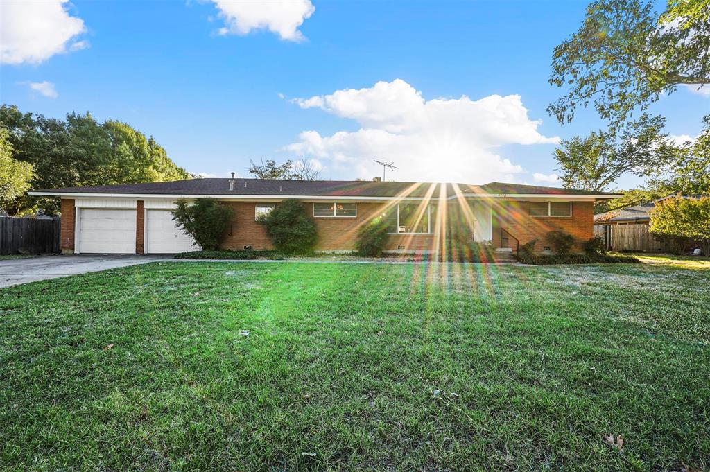 4712 Deville Drive