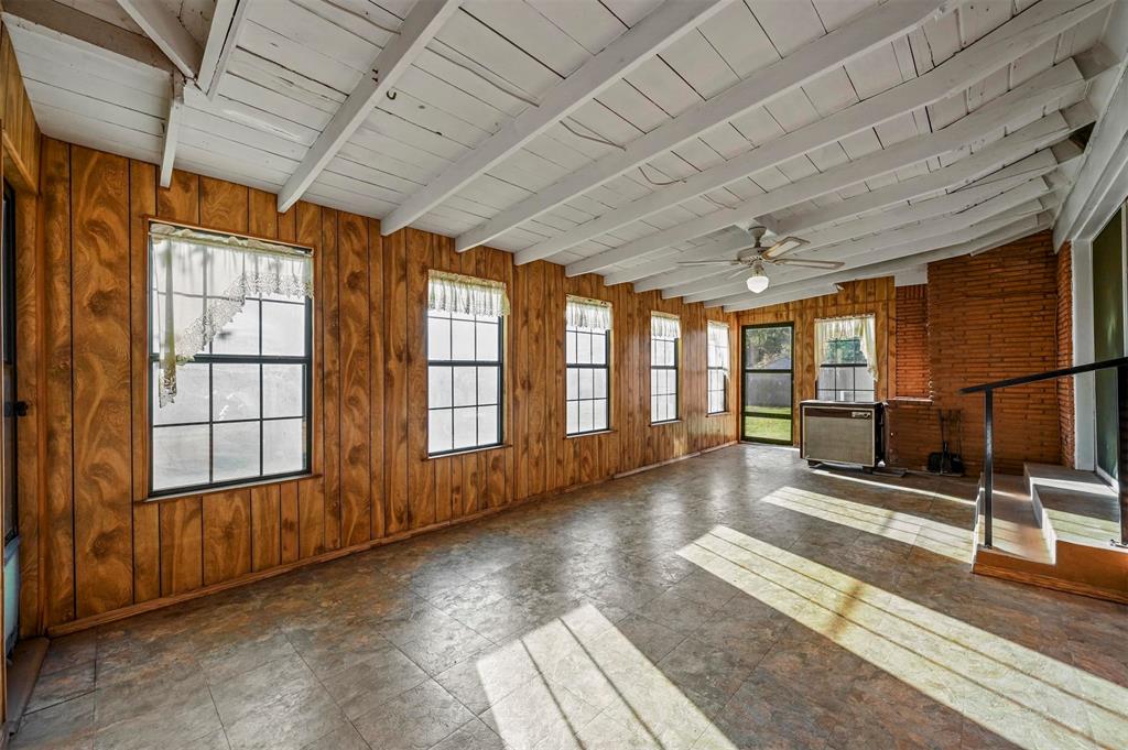 4712 Deville Drive