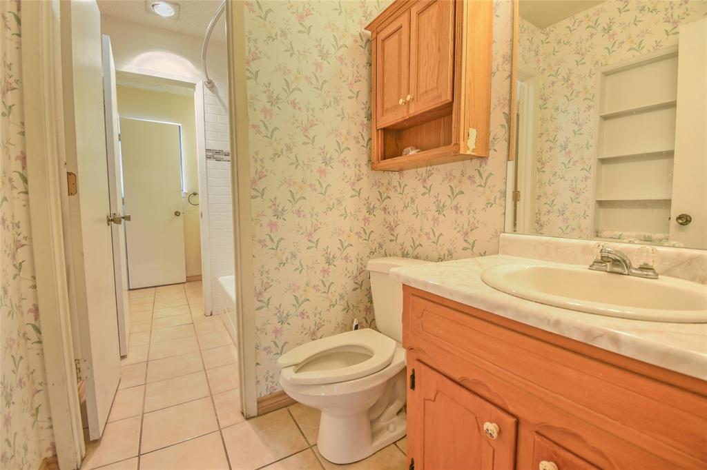 501 Post Oak Lane