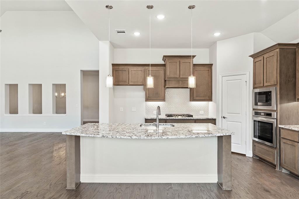 3212 Brookside Court