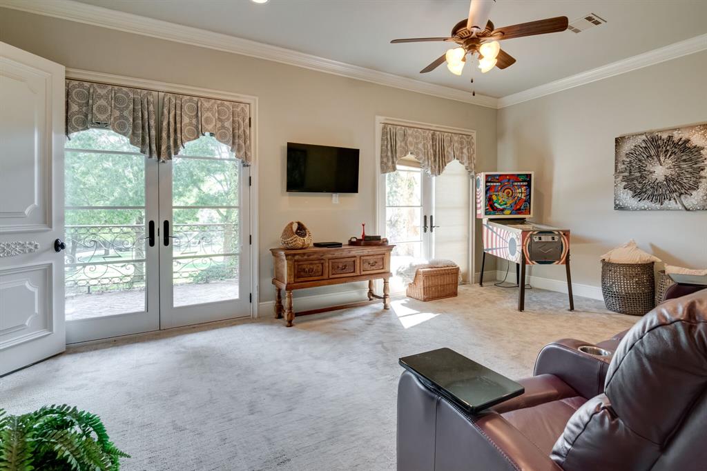 7600 Douglas Lane