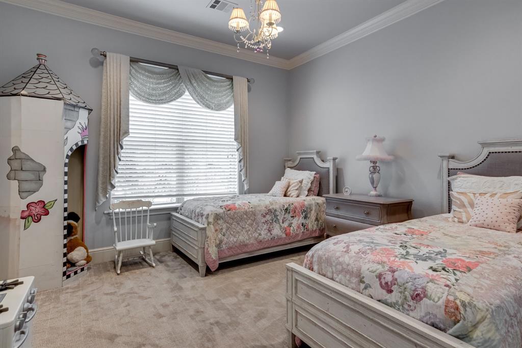 7600 Douglas Lane