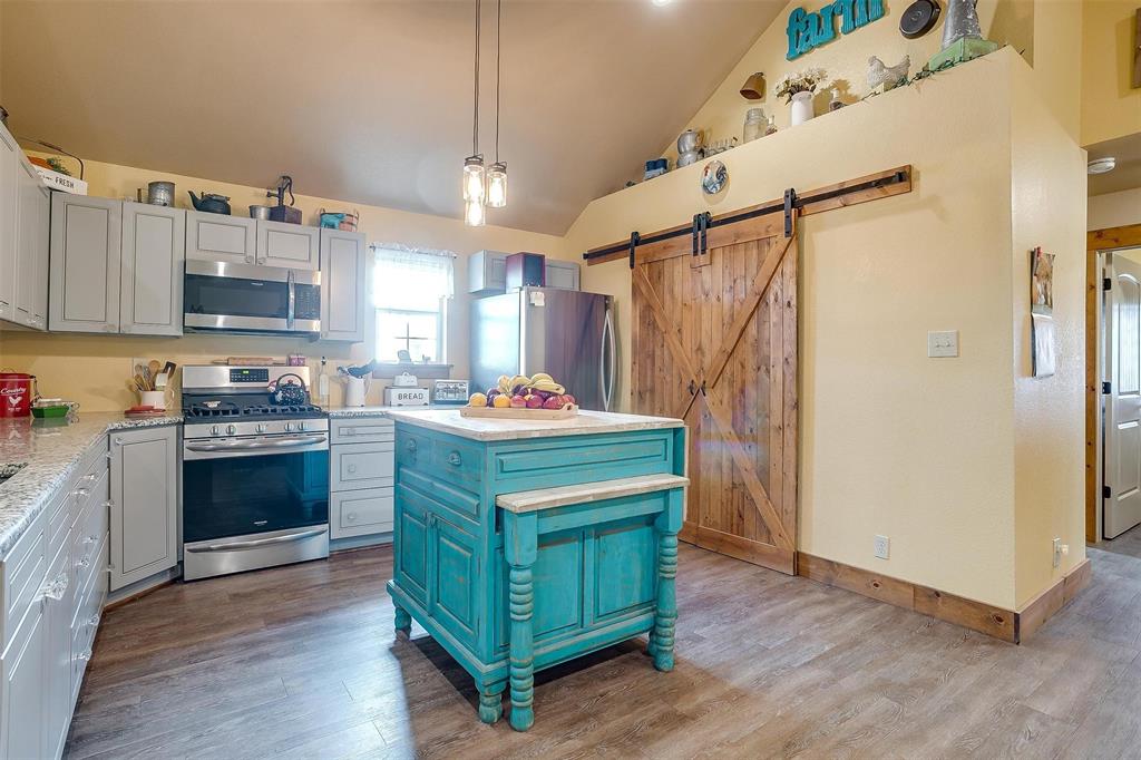 11621 Creekview Road