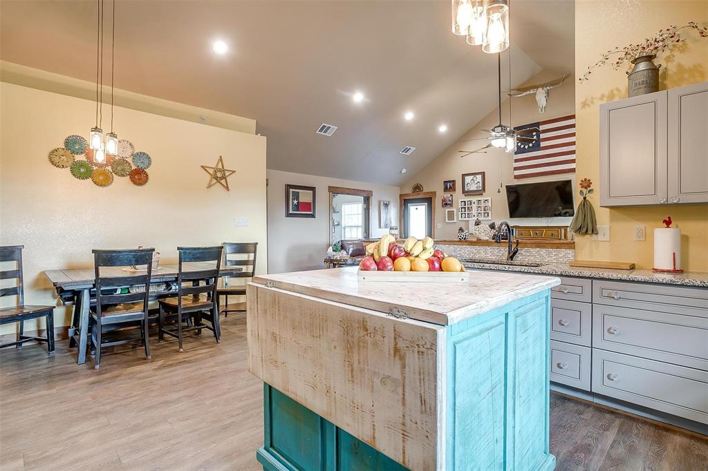 11621 Creekview Road