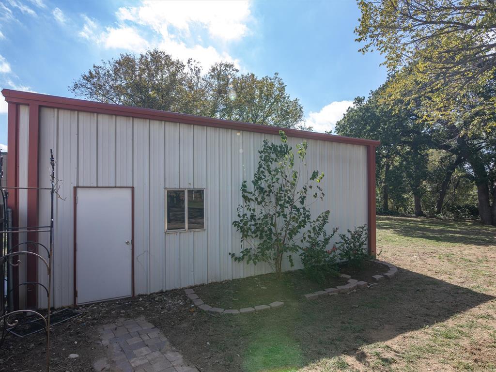 503 Curtis Road