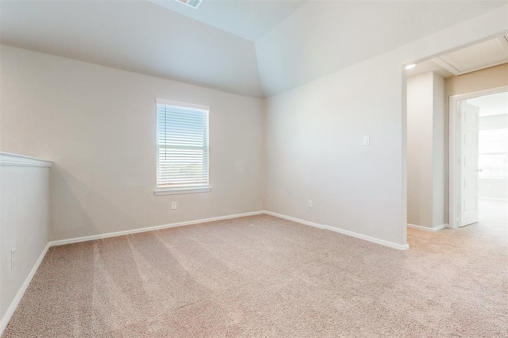 1053 Longbow Lane