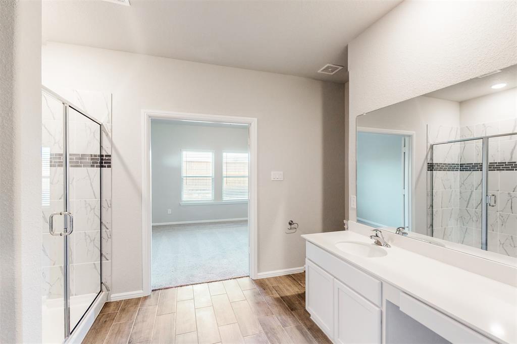 1053 Longbow Lane