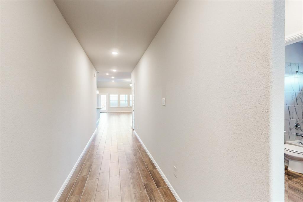 1053 Longbow Lane